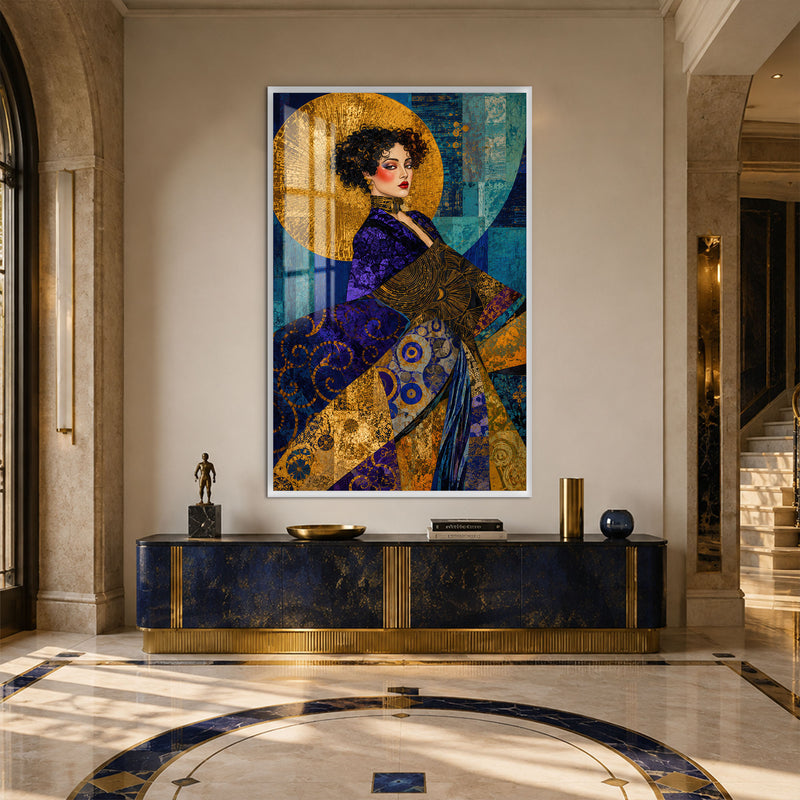 Klimt Esintili Kadın Cam Tablo – Beyaz Çerçeveli Cam Tablo