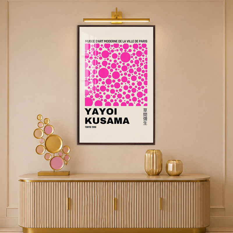 Pembe Beneklerin Sonsuzluğu Cam Tablo – Ceviz Çerçeveli Cam Tablo