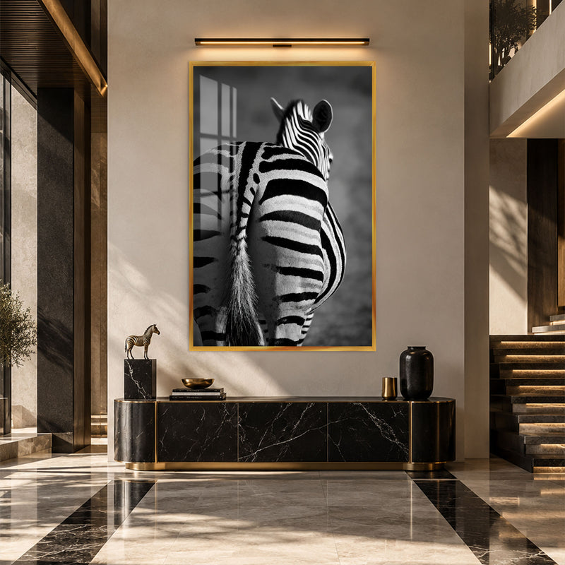 Zebra Sırtı Siyah Beyaz Cam Tablo – Altın Çerçeveli Cam Tablo