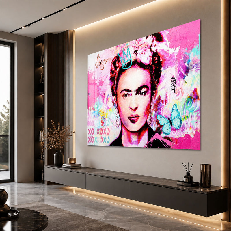 Pembe Çiçek Taçlı Kadın Portresi Cam Tablo – Cam Tablo