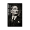 Yukarı Bakan Atatürk Cam Tablo