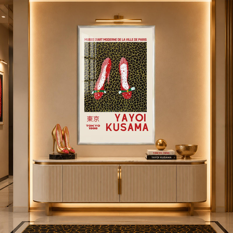 Kırmızı Puantiyeli Masal Ayakkabıları Cam Tablo – Gümüş Çerçeveli Cam Tablo