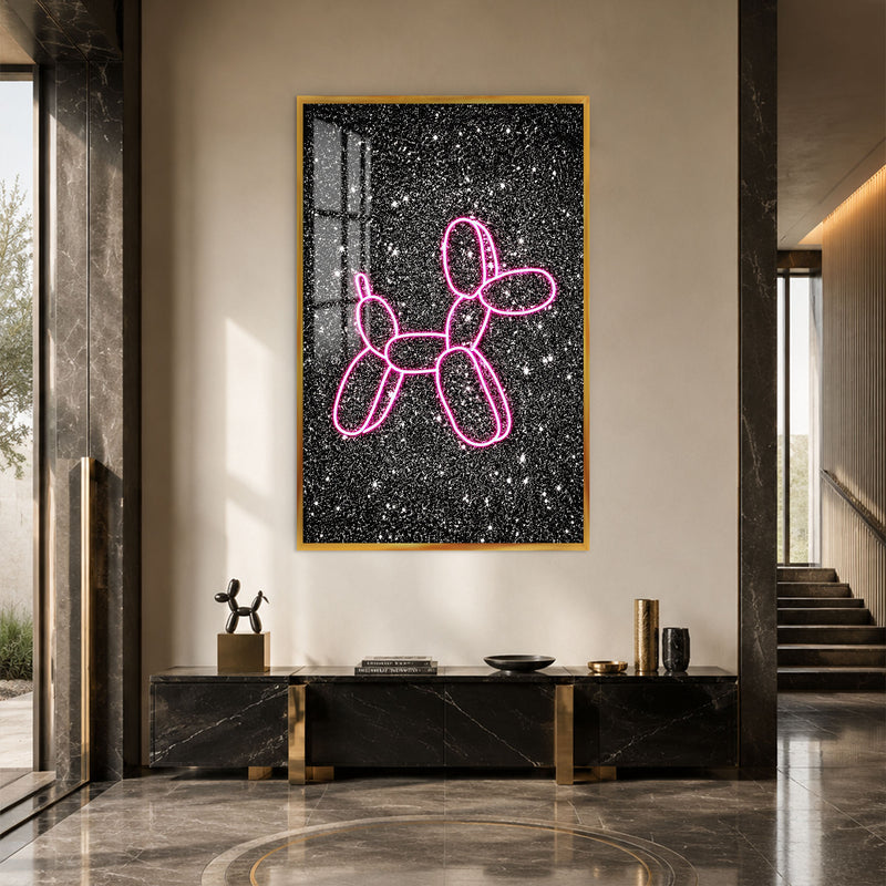 Neon Pembe Balon Köpek Cam Tablo – Altın Çerçeveli Cam Tablo