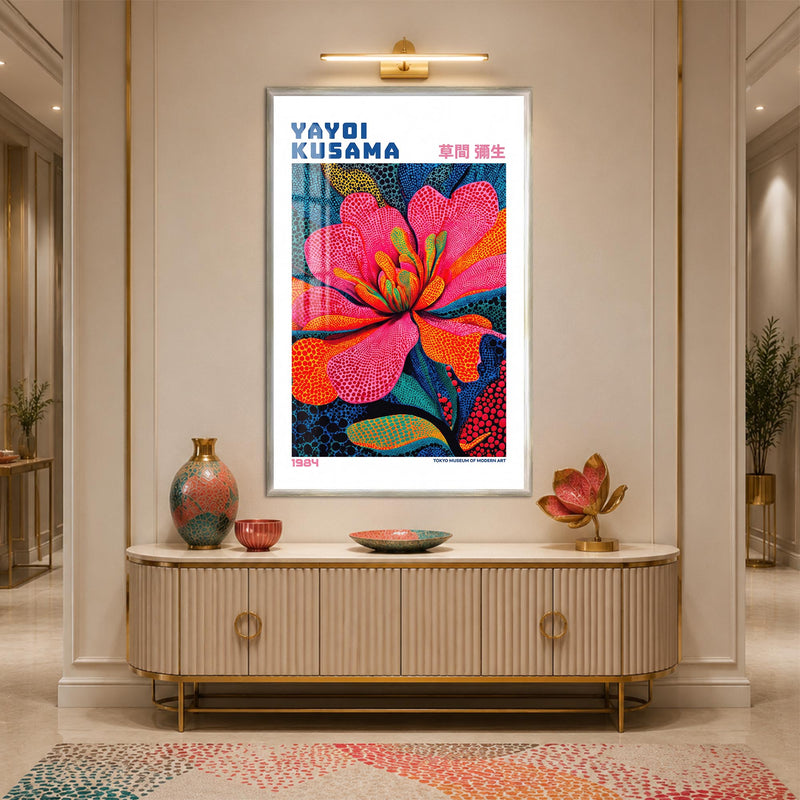 Pembe Benekli Dev Çiçek Cam Tablo – Gümüş Çerçeveli Cam Tablo