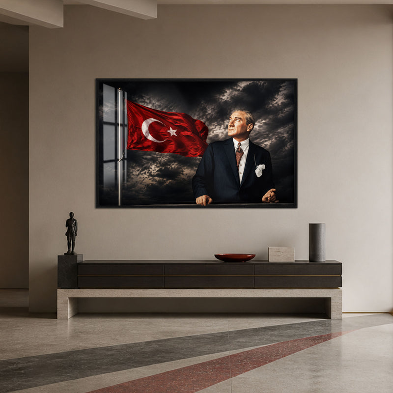 Fırtınalı Gökte Atatürk Cam Tablo – Siyah Çerçeveli
