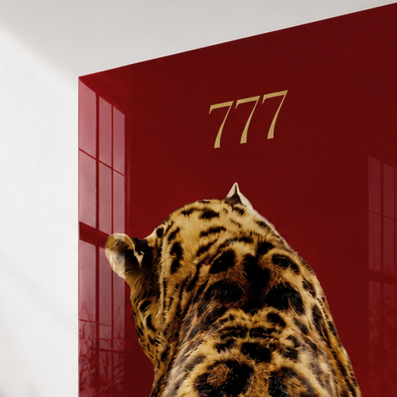 Kırmızı Zeminde 777 Leopar Cam Tablo – Cam Tablo