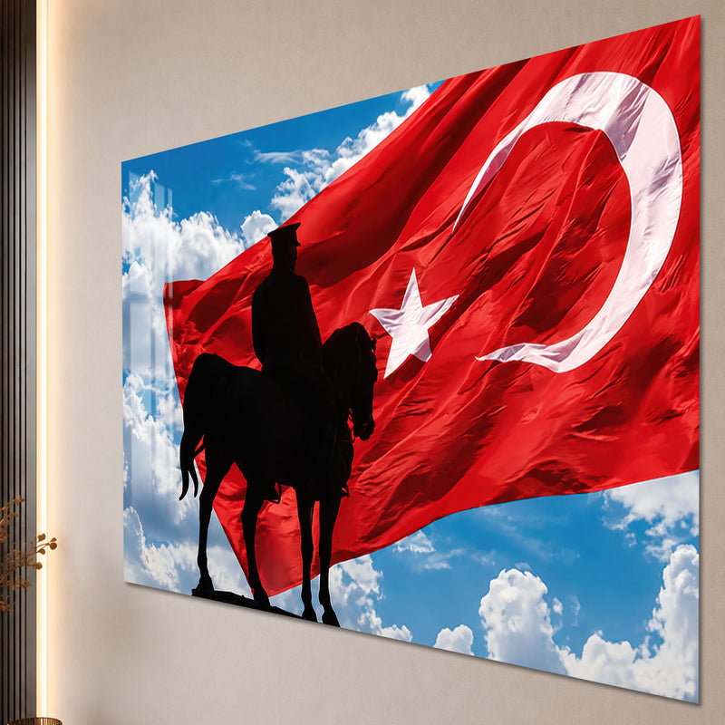 Bayrakta Atlı Atatürk Cam Tablo
