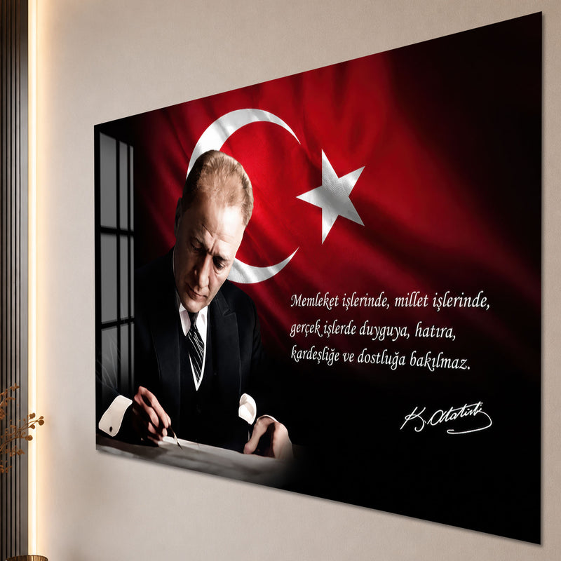 Masada Yazan Atatürk Cam Tablo
