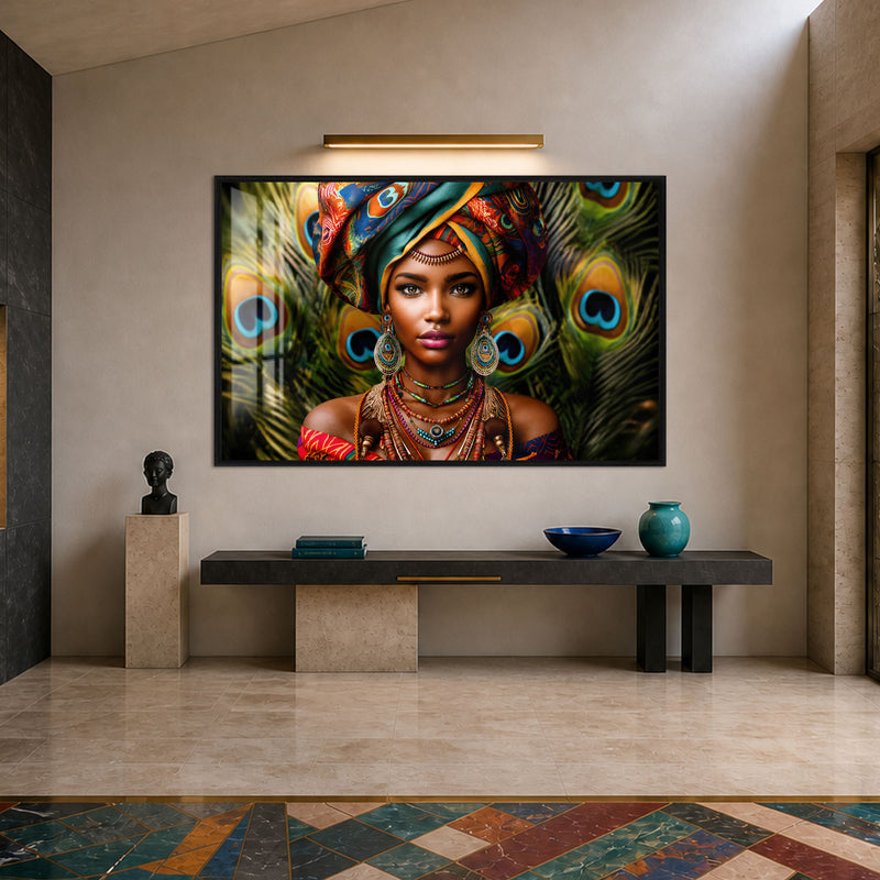 Tavus Tüylü Afrikalı Kadın Cam Tablo – Siyah Çerçeveli Cam Tablo
