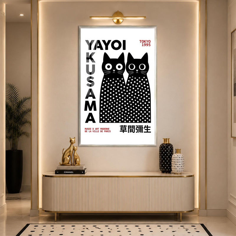 Benekli Siyah Kedi İkilisi Cam Tablo – Gümüş Çerçeveli Cam Tablo