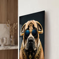 Altın Zincirli Güneş Gözlüklü Köpek Cam Tablo – Cam Tablo