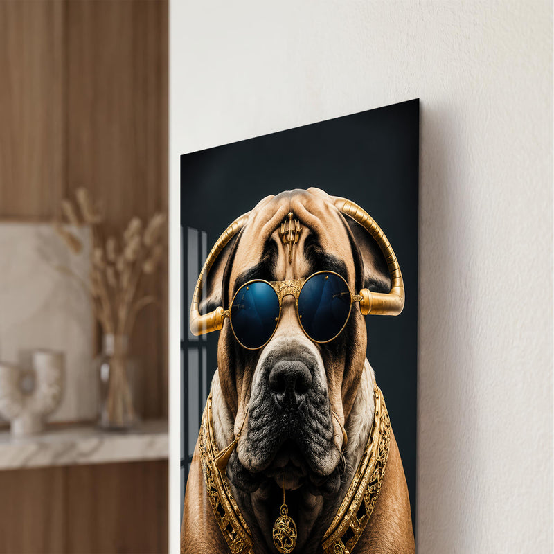 Altın Zincirli Güneş Gözlüklü Köpek Cam Tablo – Cam Tablo