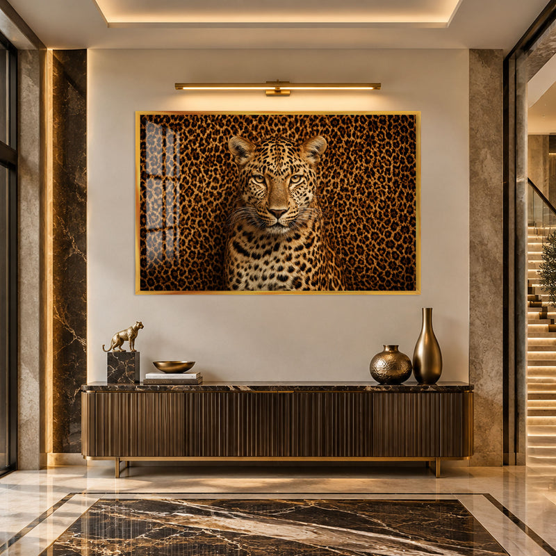 Leopar Desenli Fonda Leopar Cam Tablo – Altın Çerçeveli Cam Tablo