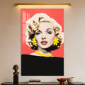 Sarı Küpeli Pop Art Sarışın Cam Tablo – Cam Tablo