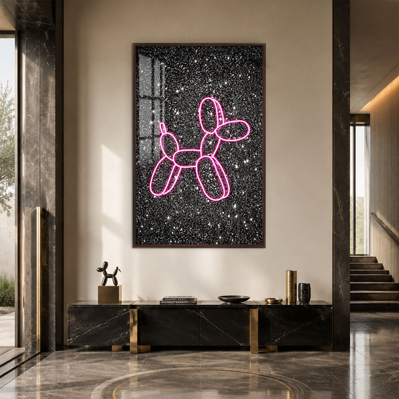 Neon Pembe Balon Köpek Cam Tablo – Ceviz Çerçeveli Cam Tablo