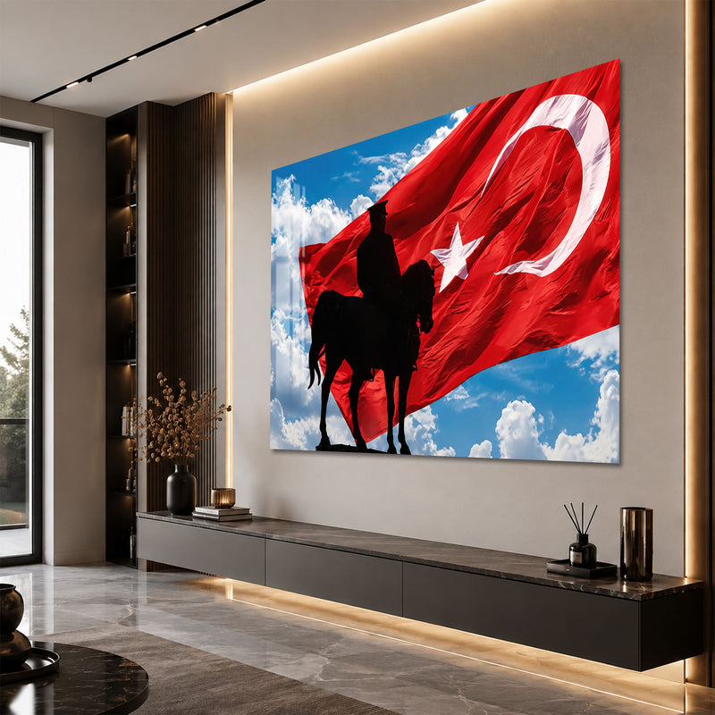 Bayrakta Atlı Atatürk Cam Tablo