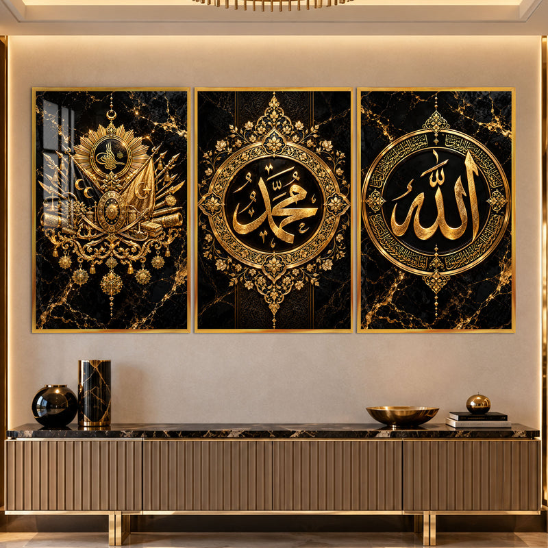 Altın Allah Muhammed Hat Üçlüsü Üçlü Cam Tablo – Altın Çerçeveli