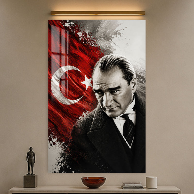 Düşünceli Atatürk Cam Tablo