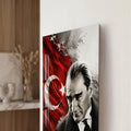 Düşünceli Atatürk Cam Tablo
