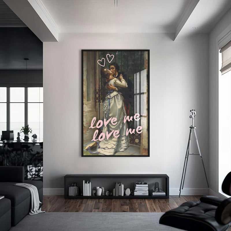 Love Me Cam Tablo – Siyah Çerçeveli Cam Tablo