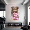 Smash the Patriarchy Cam tablo – Beyaz Çerçeveli Cam Tablo