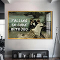 Falling in Love With You Cam tablo – Altın Çerçeveli Cam Tablo