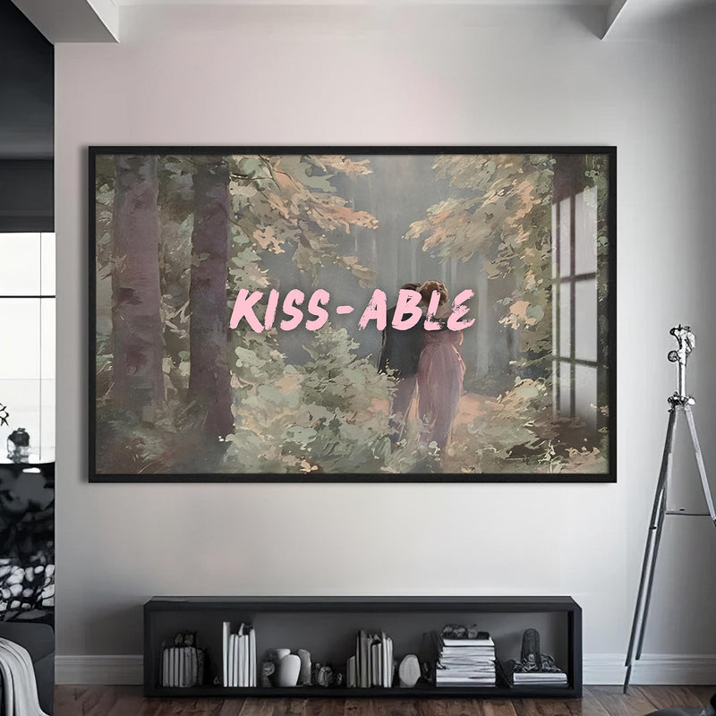 Kiss-able Cam tablo – Siyah Çerçeveli Cam Tablo