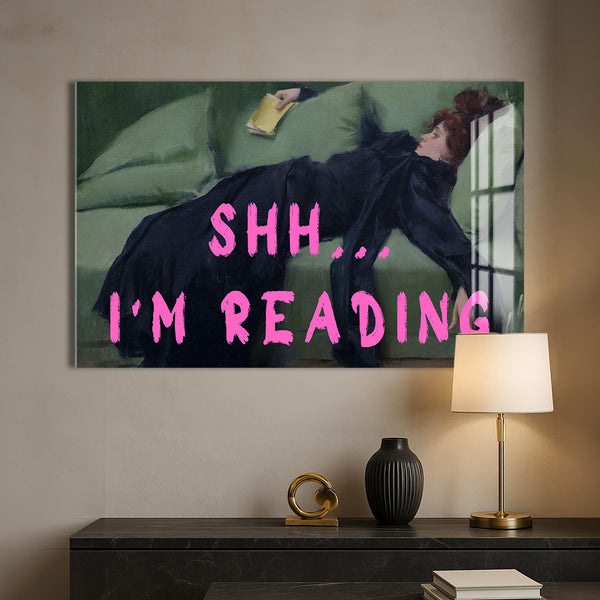 Shh… I’m Reading Cam tablo