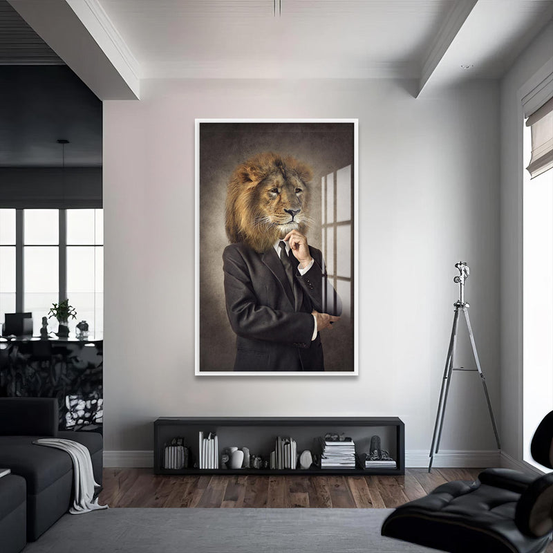 Aslan Patron Cam Tablo – Beyaz Çerçeveli Cam Tablo