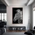 Grevy Zebrası Cam Tablo – Ceviz Çerçeveli Cam Tablo