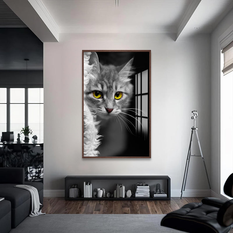 Meraklı Tekir Cam Tablo – Ceviz Çerçeveli Cam Tablo