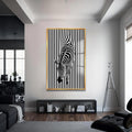 Zebra Cam Tablo – Altın Çerçeveli Cam Tablo