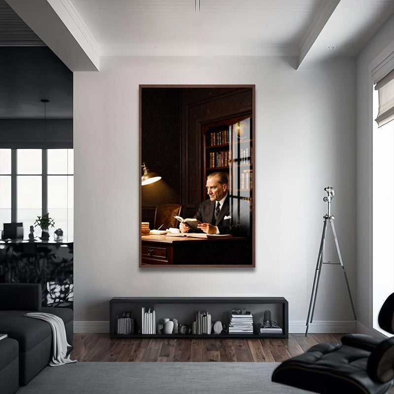 Atatürk Cam Tablo – Ceviz Çerçeveli Cam Tablo