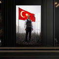 Atatürk Türk Bayraklı Cam Tablo – Cam Tablo
