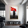 Atatürk Türk Bayraklı Cam Tablo – Altın Çerçeveli Cam Tablo