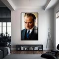 Atatürk Portresi Cam Tablo – Siyah Çerçeveli Cam Tablo