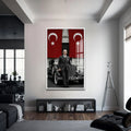Atatürk ve Arabası Cam Tablo – Beyaz Çerçeveli Cam Tablo