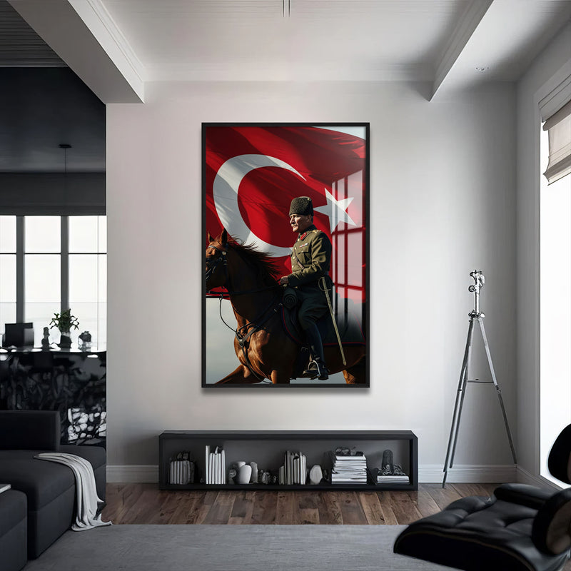 Atatürk ve Sancak Cam Tablo – Siyah Çerçeveli Cam Tablo