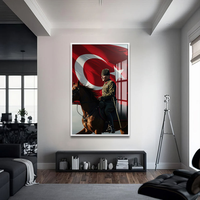 Atatürk ve Sancak Cam Tablo – Beyaz Çerçeveli Cam Tablo