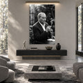 Bahçede Atatürk Cam Tablo