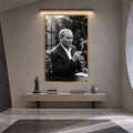 Bahçede Atatürk Cam Tablo – Altın Çerçeveli