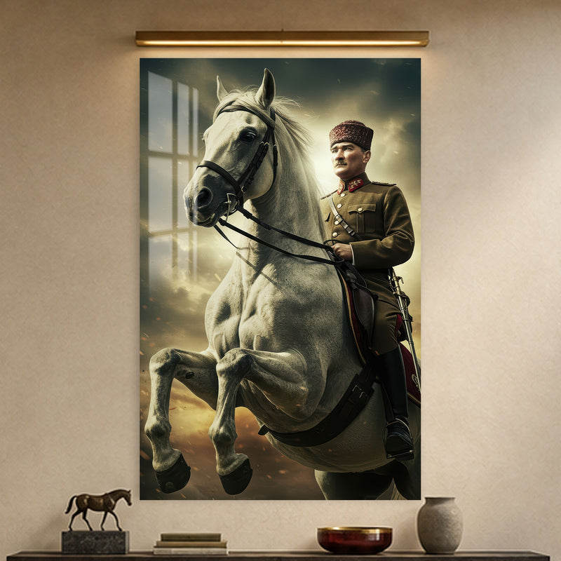 Beyaz Atlı Atatürk Cam Tablo