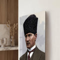 Kalpaklı Takımlı Atatürk Cam Tablo