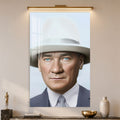 Şapkalı Atatürk Cam Tablo