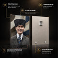 Kalpak Atatürk Portre Dikey Cam Tablo Ortam Görseli