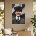Kalpak Atatürk Portre Dikey Cam Tablo Ortam Görseli
