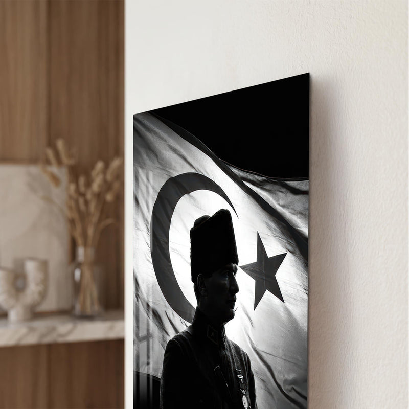 Siyah Beyaz Siluet Atatürk Cam Tablo