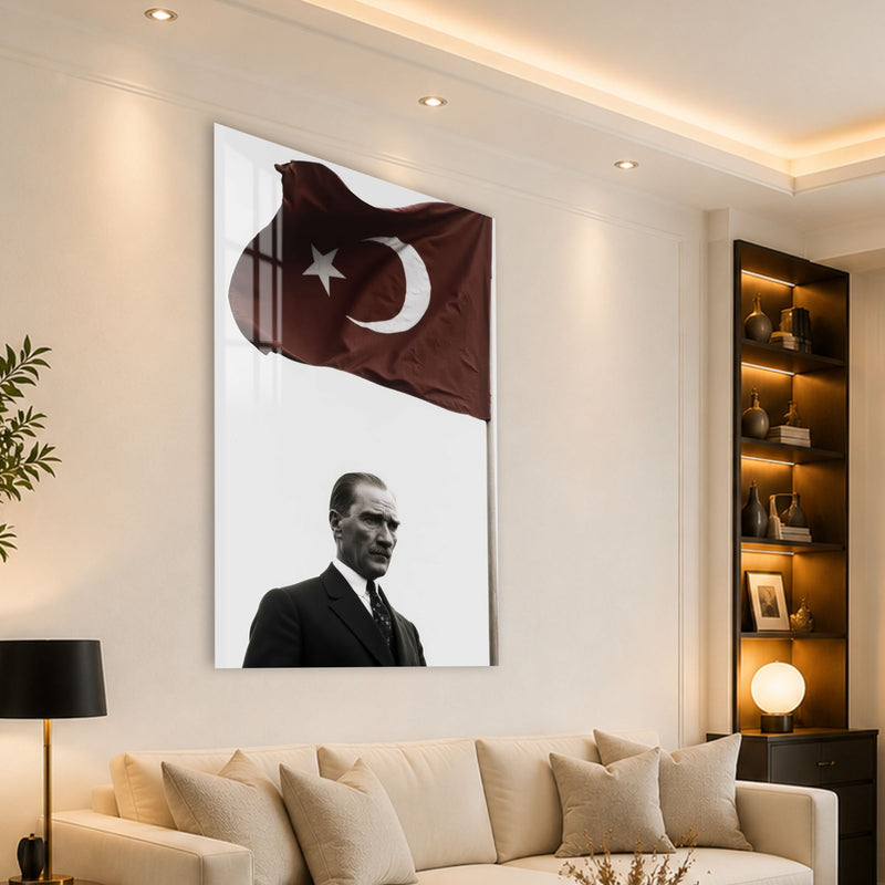 Bayrak Altında Atatürk Cam Tablo