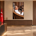 Kedisiyle Atatürk Cam Tablo