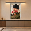 Cephede Atatürk Cam Tablo – Gümüş Çerçeveli